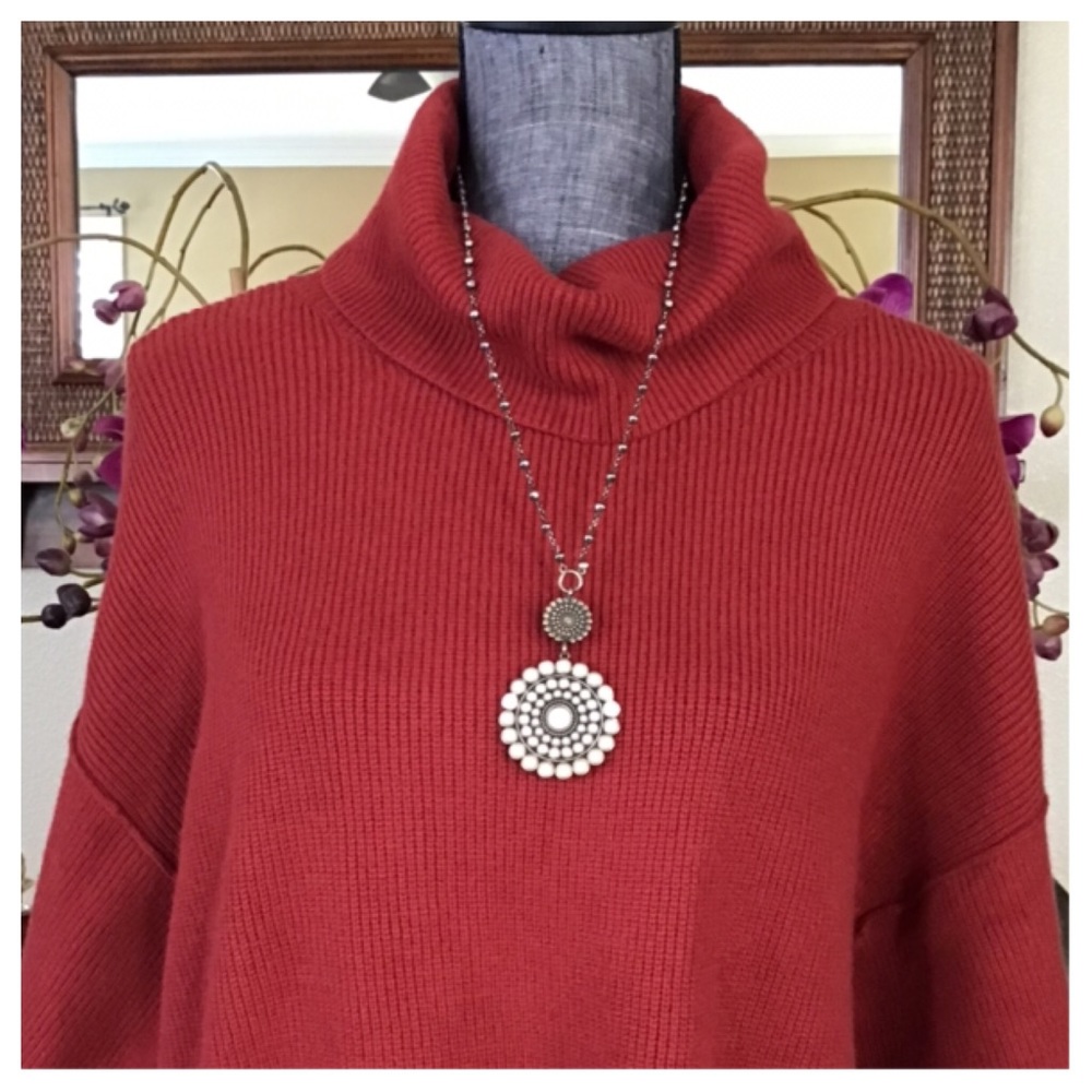 Free People Softly Structured Tunic Sweater.  NWT. - Picture 6 of 8